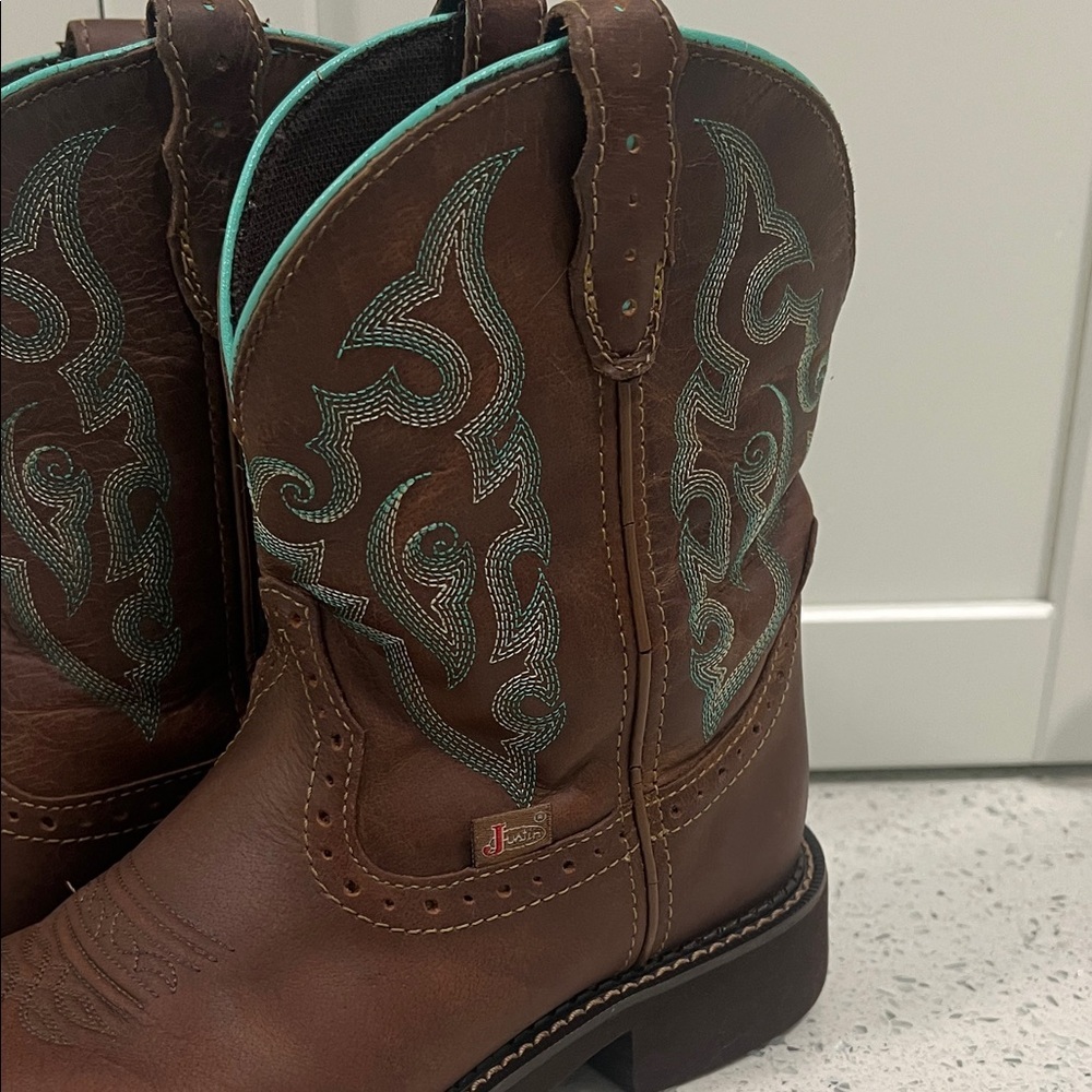 JUSTIN "Gypsy" Boots Women's Leather Cowgirl Embroidered Size 7.5B - Picture 3 of 16